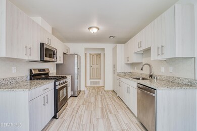 525 Cedarwood Ave, El Paso, TX 79928 - photo 4