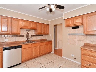 3422 Maple Ln, Hazel Crest, IL 60429 - photo 4