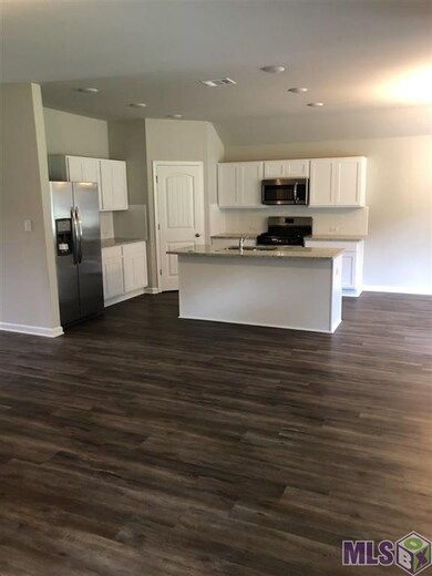 12989 Fowler Dr, Walker, LA 70785 - photo 2