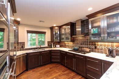 17 Pembroke Rd, Wellesley, MA 02482 - photo 7