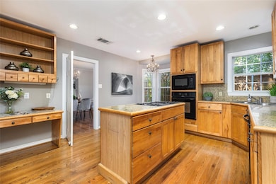 6323 Mccommas Blvd, Dallas, TX 75214 - photo 7