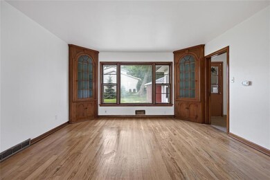 3120 Bever Ave SE, Cedar Rapids, IA 52403 - photo 6