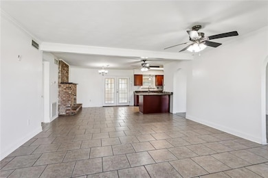 740 Huckleberry Ln, Gretna, LA 70056 - photo 2