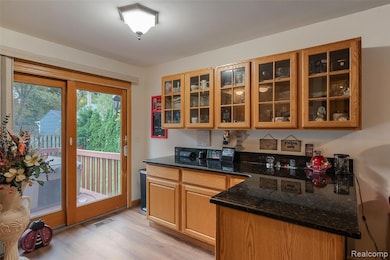 4245 Bunker Ave, West Bloomfield, MI 48323 - photo 3