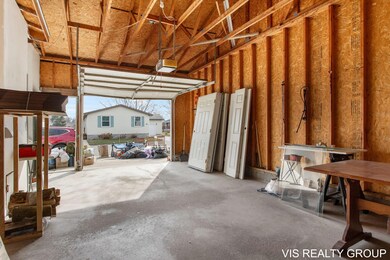 6-web-or-mls-155-e-48th-st