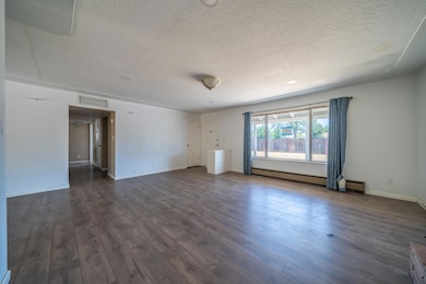 852 Lake Blvd-10
