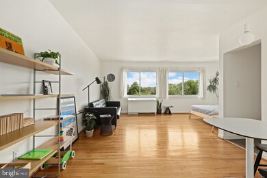 Stratton House unit 508, Arlington, VA 22204 - photo 4