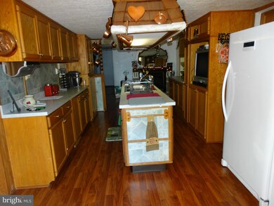15356 Skyline Dr, Greencastle, PA 17225 - photo 7