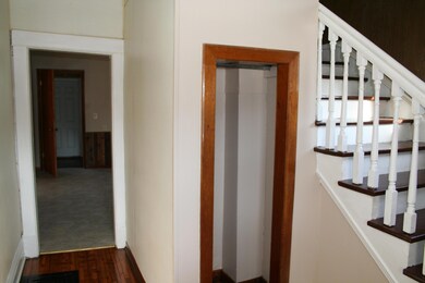 Foyer entry