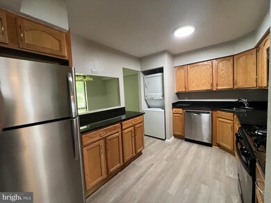 8475 Greenbelt Rd unit 102, Greenbelt, MD 20770 - photo 4