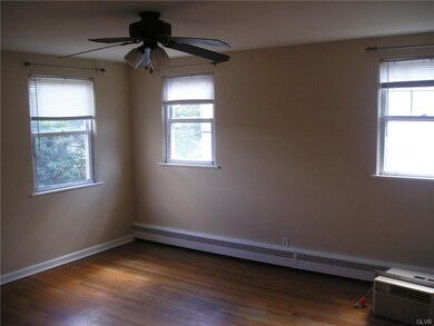 1719 Tremont St unit upper, Allentown, PA 18104 - photo 5