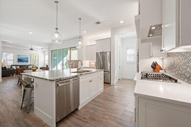 8816 Vermillion St, North Richland Hills, TX 76180 - photo 6