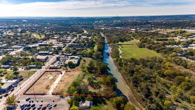 1311 #9 Water St unit 3R, Kerrville, TX 78028 - photo 3