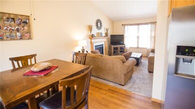 Dining/ Living Room