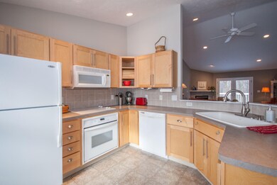 Kitchen 4