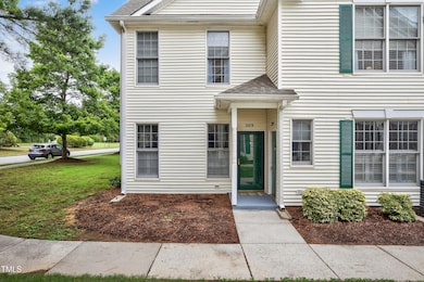 2213kudrowln-exterior-3