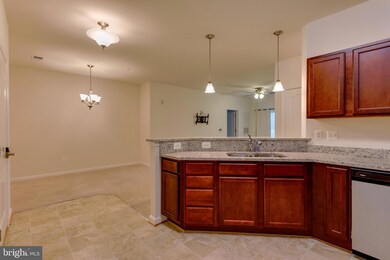 23570 F D R Blvd unit 306, California, MD 20619 - photo 3