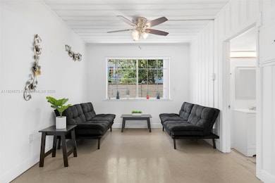 19 NE 3rd St, Dania, FL 33004 - photo 4