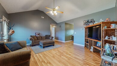 209 Cottonwood Dr, Shelbyville, TN 37160 - photo 7