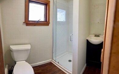 22 Roundy St unit 2, Beverly, MA 01915 - photo 5