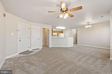 2018 Windsong Dr unit 2C, Hagerstown, MD 21740 - photo 4