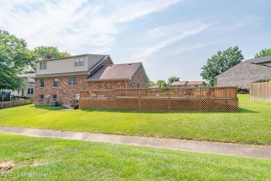 8303 Rosebowl Ct, Louisville, KY 40291 - photo 4