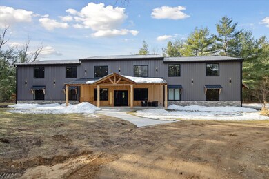 03-9330-E-56th-St-Newaygo-MI-49337-Windo