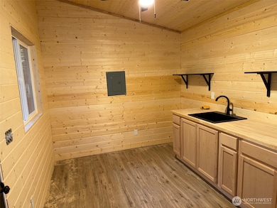 56115 Kernahan Rd E, Ashford, WA 98304 - photo 6