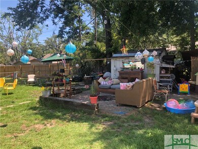 2315 E 39th St, Savannah, GA 31404 - photo 2