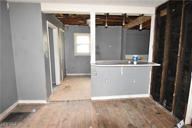 922 W 37th St, Ashtabula, OH 44004 - photo 5