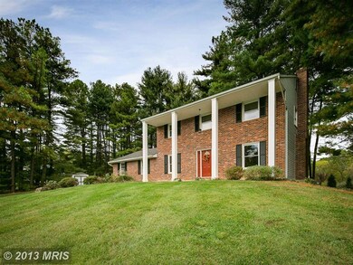 7001 Beachmont Dr, Sykesville, MD 21784 - photo 2