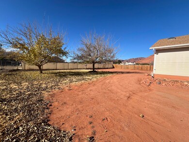 33 N 100 E, Ivins, UT 84738 - photo 4