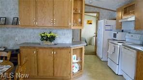 80 Zero St unit 32, Coshocton, OH 43812 - photo 5