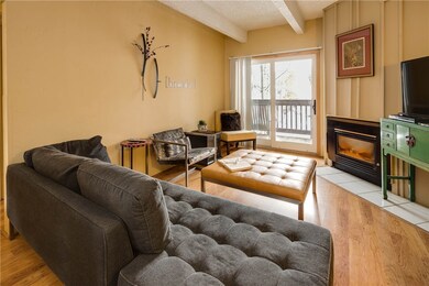 Living Room - Sliding doors to balcony