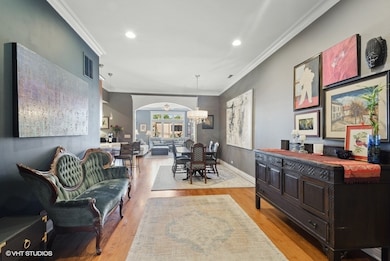 4927 N Damen Ave unit 2F, Chicago, IL 60625 - photo 3