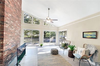 Family den/Sunroom