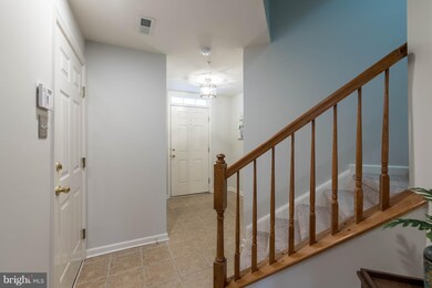 9418 Birdhouse Cir, Columbia, MD 21046 - photo 2