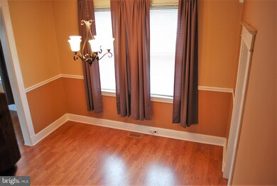 4333 Ridge Ave, Halethorpe, MD 21227 - photo 5