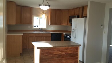 417 Hawthorn St, Craig, CO 81625 - photo 2