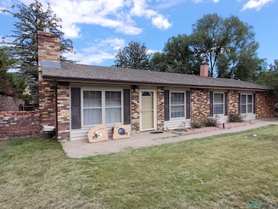 1201 Mcfarland St, Raton, NM 87740 - photo 4