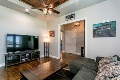 113 Firewood Ct, Weatherford, TX 76087 - photo 6