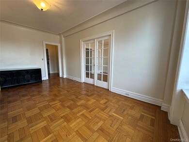 Colonial Parkway Apartments unit 7F, New York, NY 10032 - photo 5