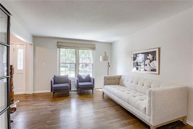 8441 Hallet St, Lenexa, KS 66215 - photo 5