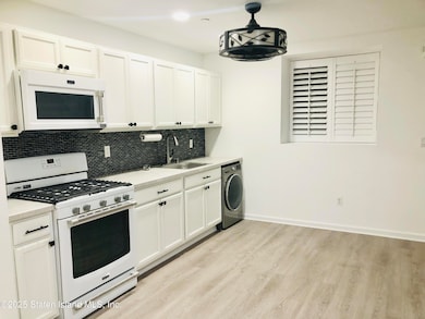 32 Herbert St unit 1, Staten Island, NY 10309 - photo 4