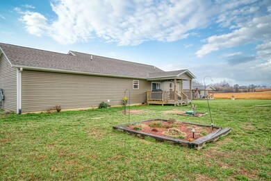 140 Jayne Stone Field Dr, Cookeville, TN 38506 - photo 4