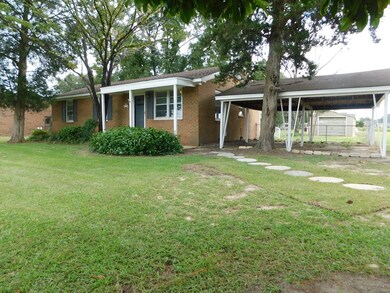 Right Side Facing View of Home