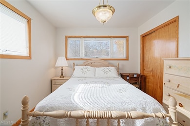 5602 3rd Ave, Vienna, WV 26105 - photo 7