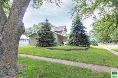 104 S 8th St, Mapleton, IA 51034 - photo 3