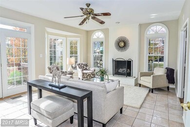 8963 Scott St, Springfield, VA 22153 - photo 5