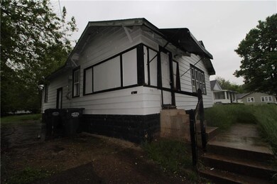 1910 Arrow Ave, Anderson, IN 46016 - photo 2